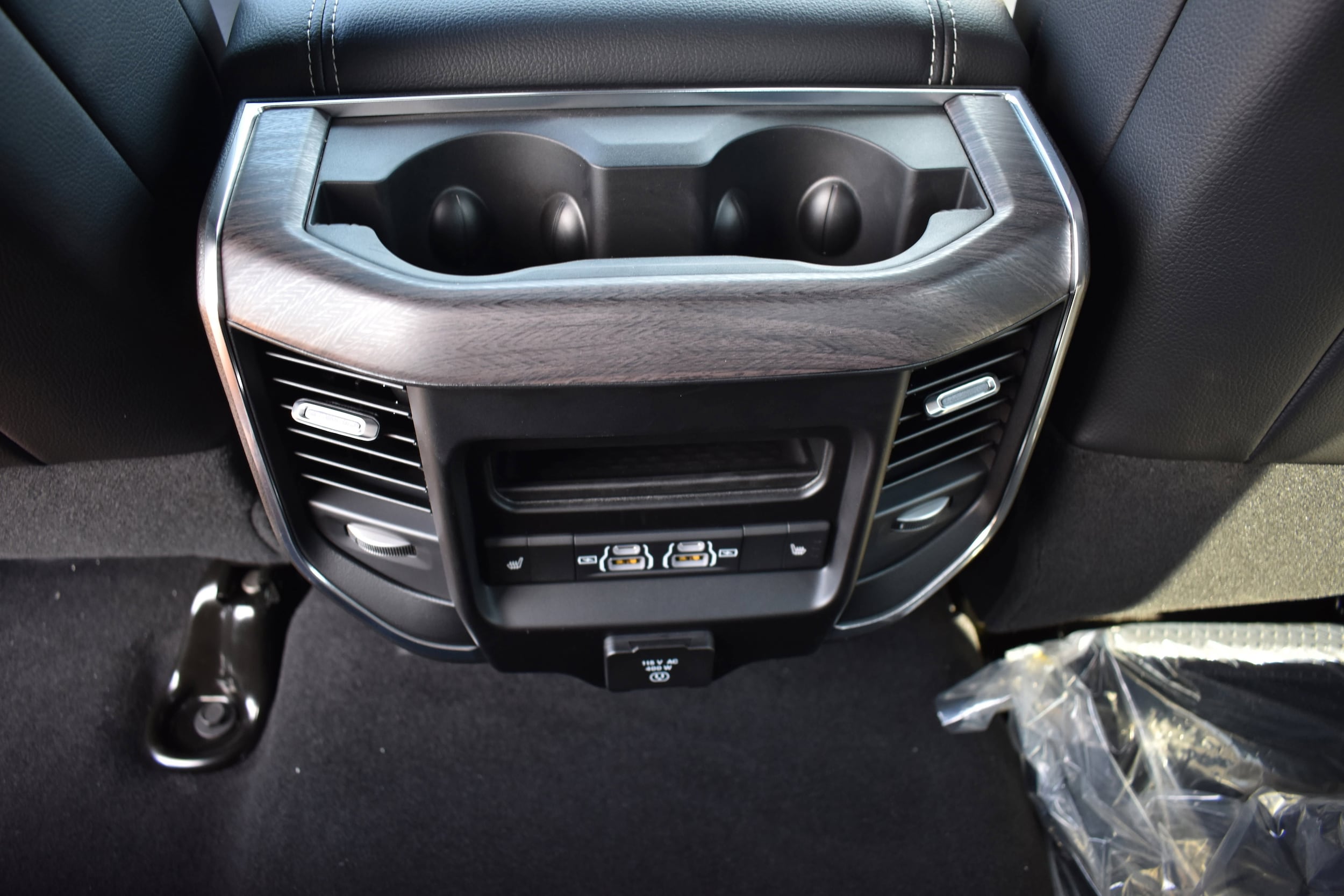 2026 RAM 2500 Laramie - Photo 27