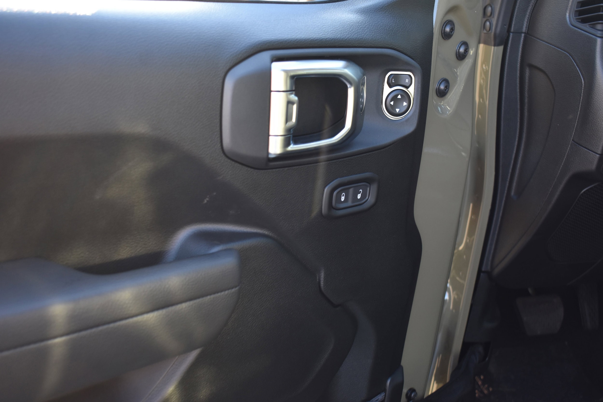 2026 Jeep Wrangler 4-Door Willys - Photo 24