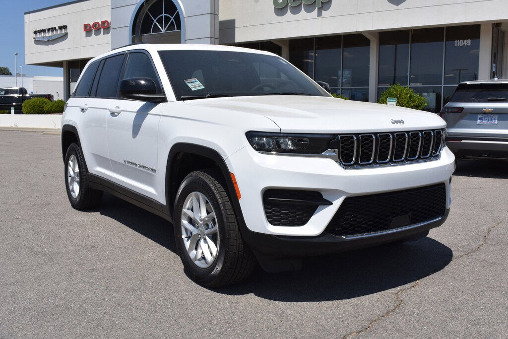 New 2026 Jeep Grand Cherokee LAREDO X 4X2 Sport Utility