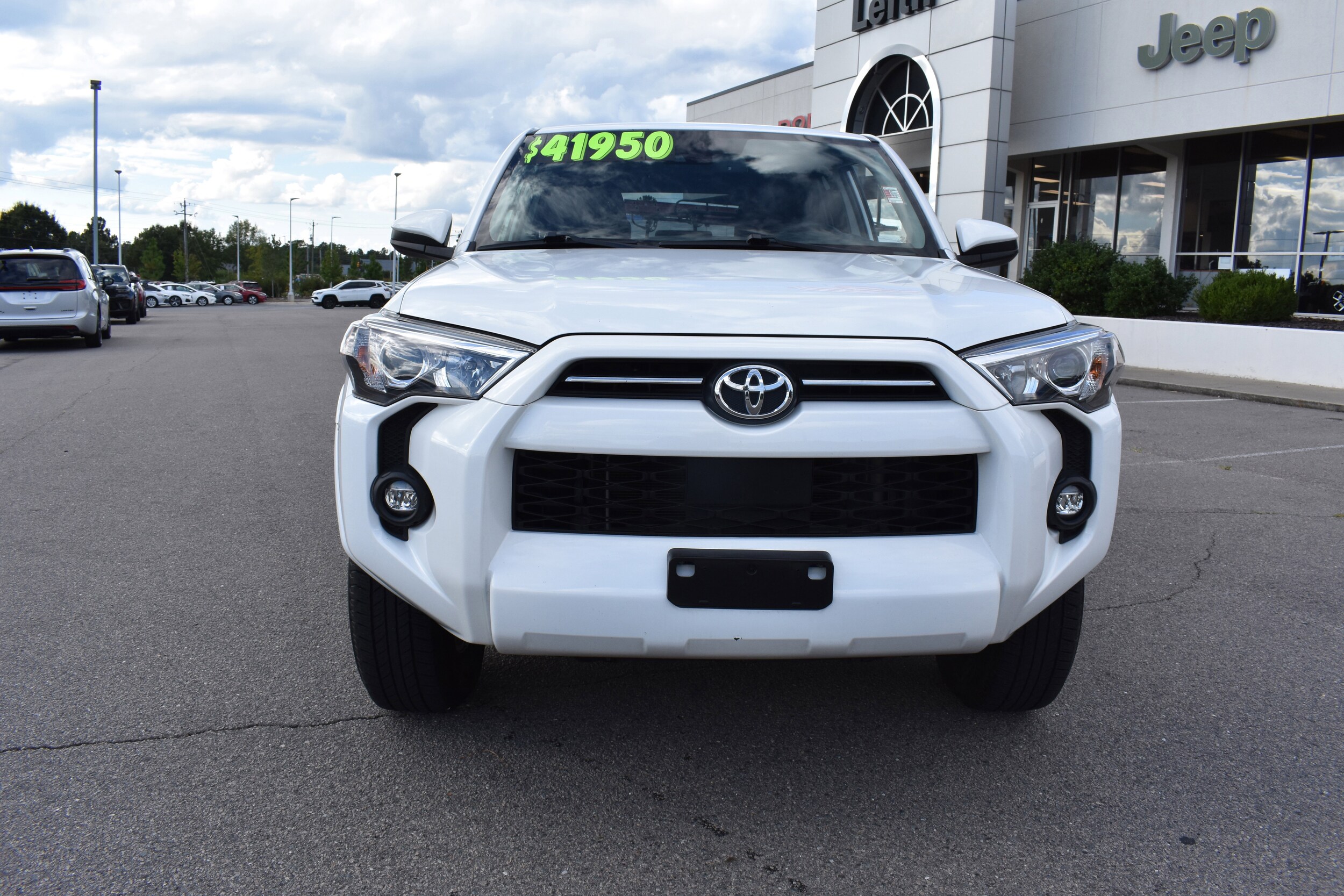 2024 Toyota 4Runner SR5 photo 2