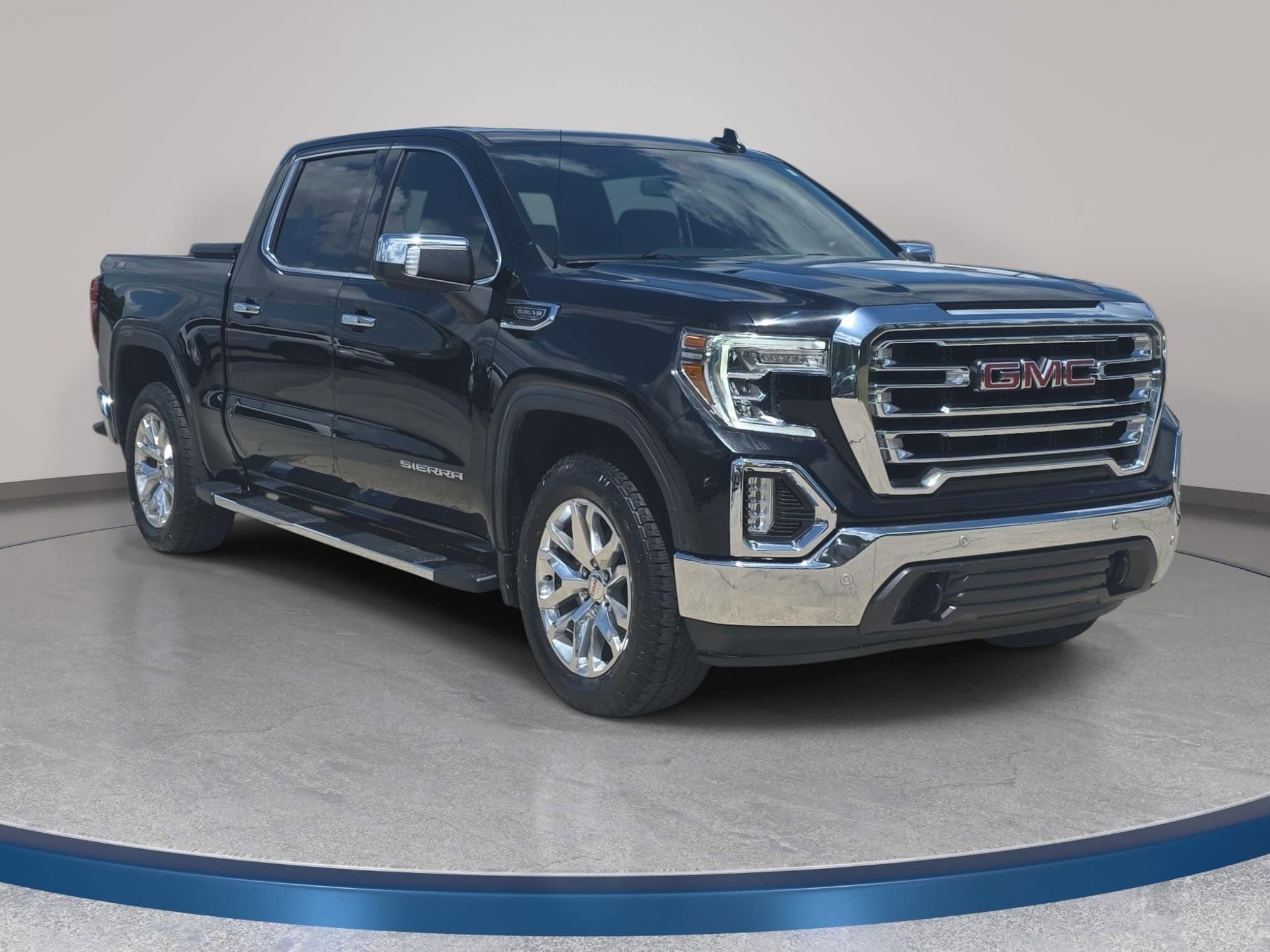 View vehicle photo 4
