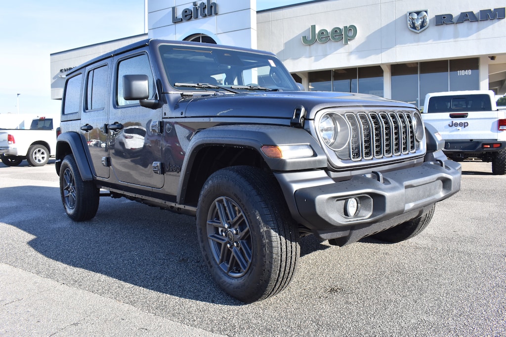 New 2026 Jeep Wrangler 4-DOOR SPORT S Sport Utility