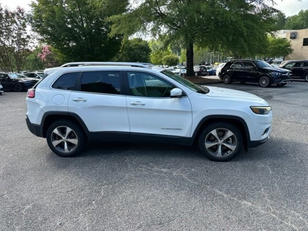 Used 2021 Jeep Cherokee Limited SUV