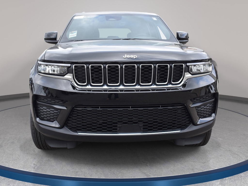 New 2026 Jeep Grand Cherokee LAREDO X 4X2 Sport Utility