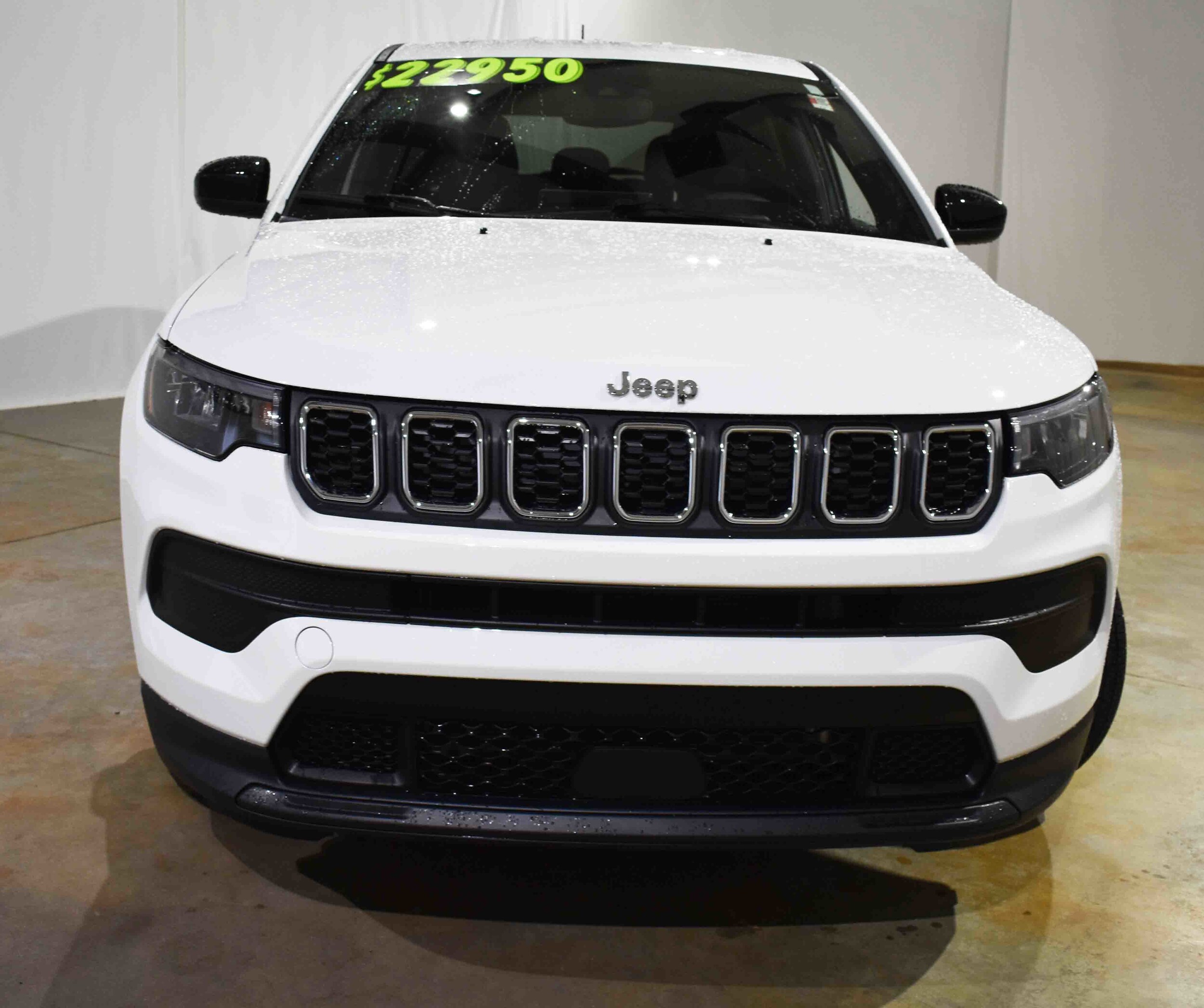 2024 Jeep Compass Sport photo 3