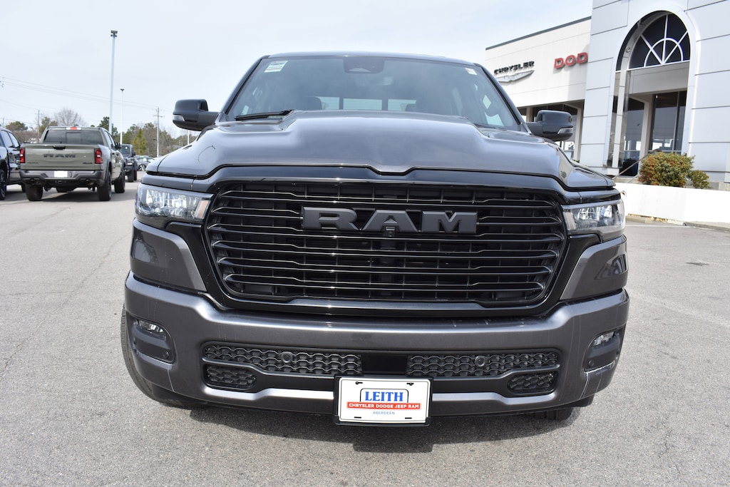 New 2026 Ram 1500 LARAMIE CREW CAB 4X4 5'7 BOX Pickup