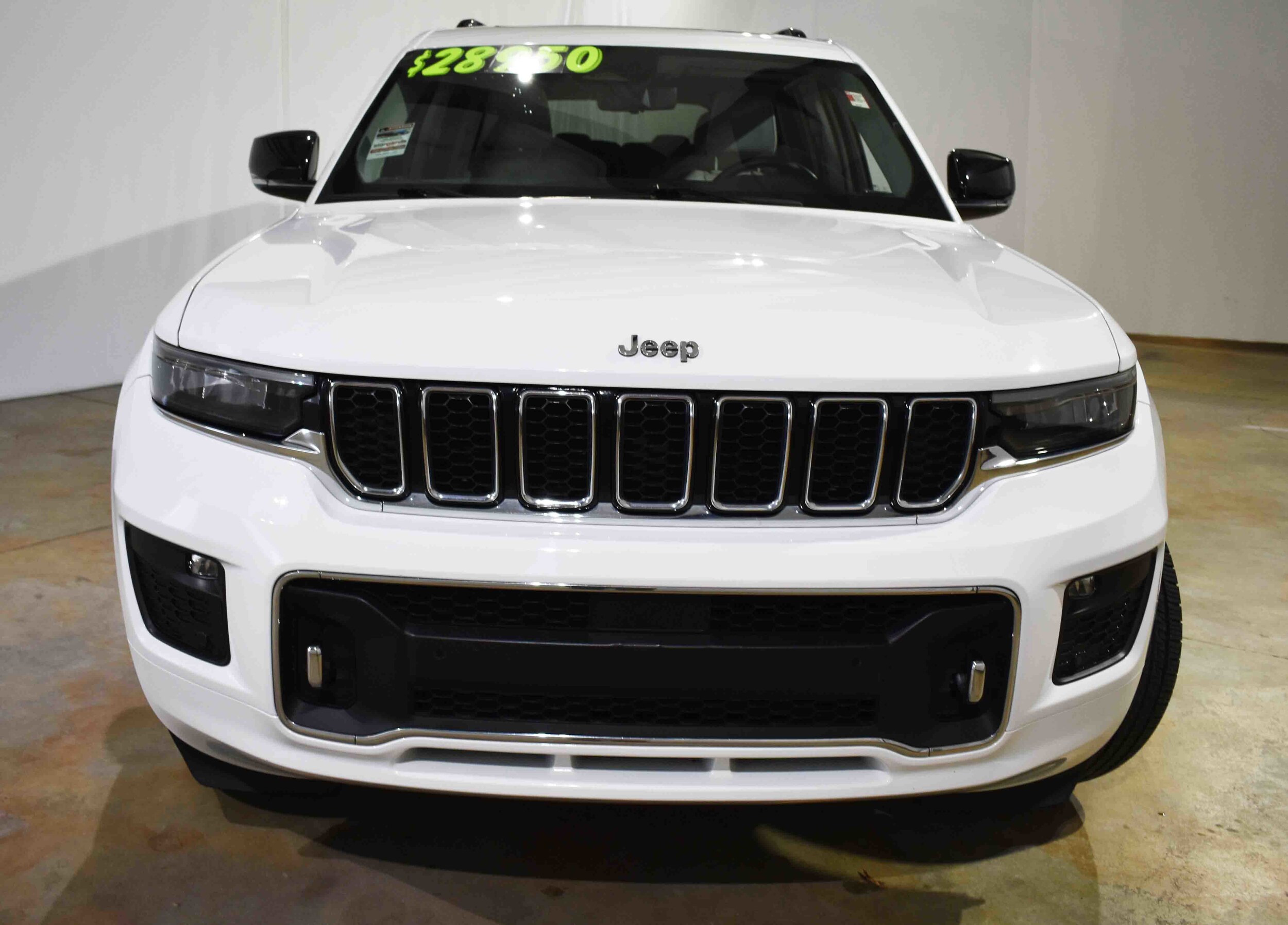 2021 Jeep Grand Cherokee Overland photo 3