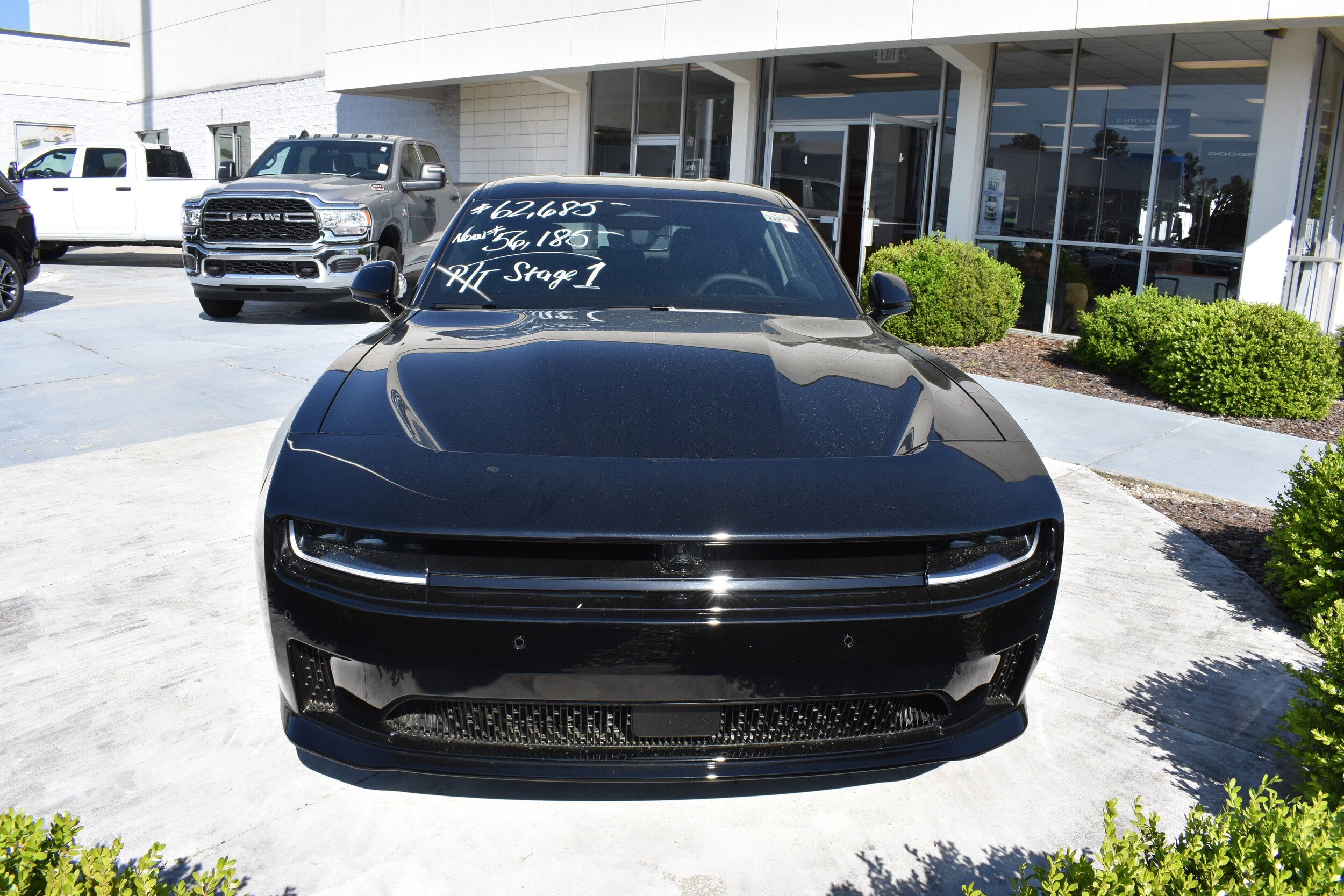 2025 Dodge Charger Daytona R/T AWD photo 3