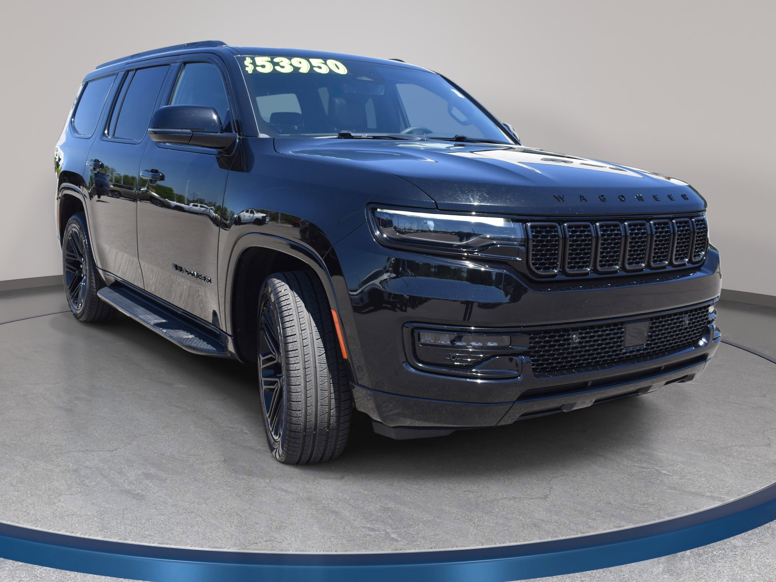 View vehicle photo 4