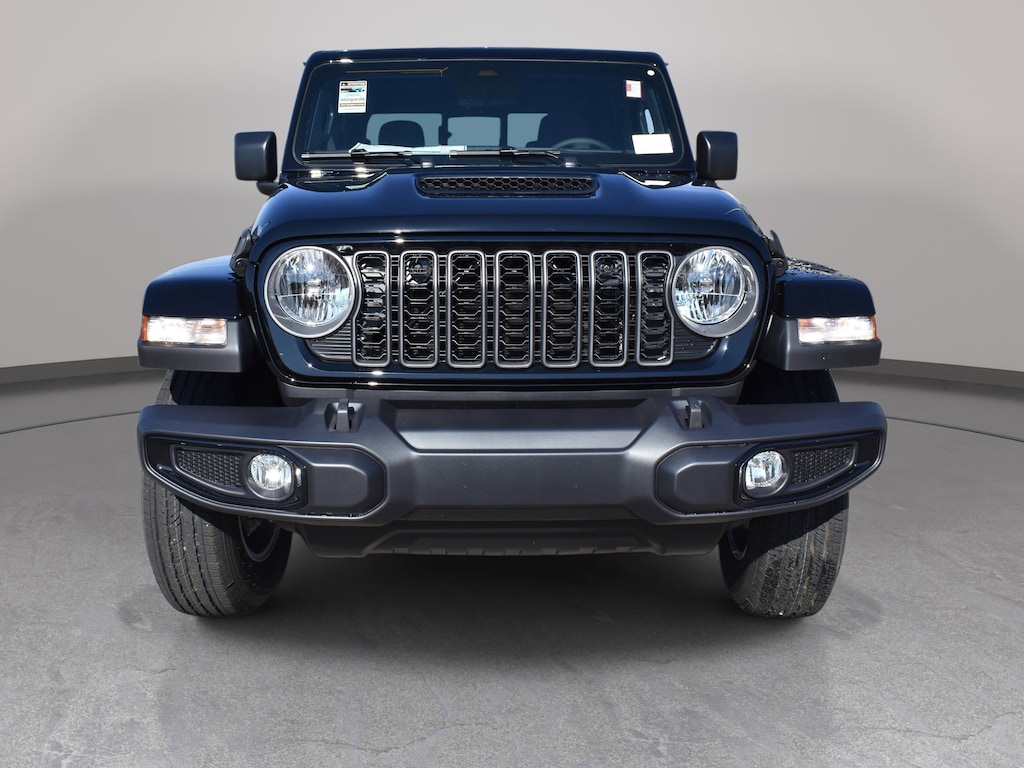 New 2026 Jeep Gladiator SPORT S 4X4 Pickup