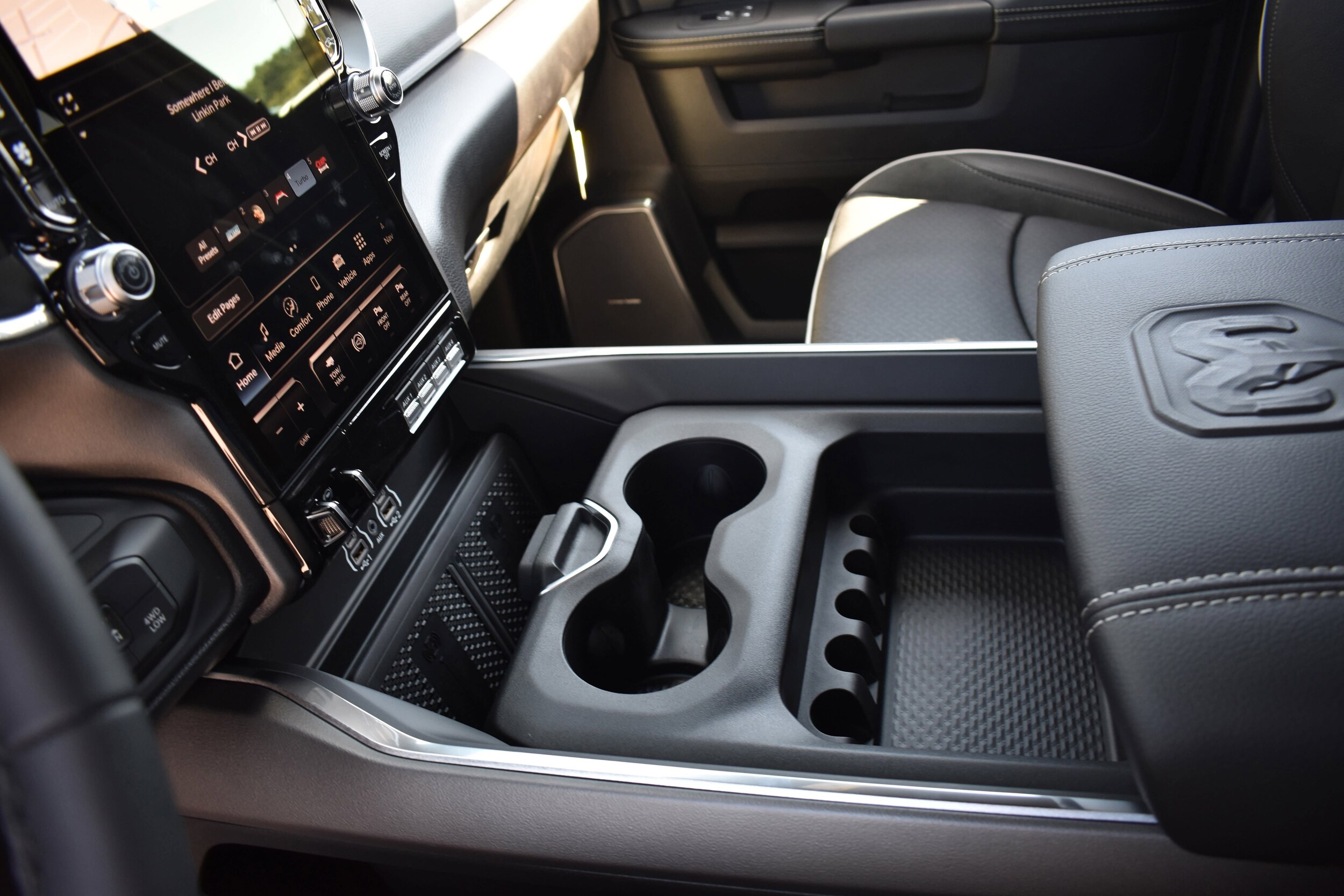 2026 RAM 2500 Laramie - Photo 22