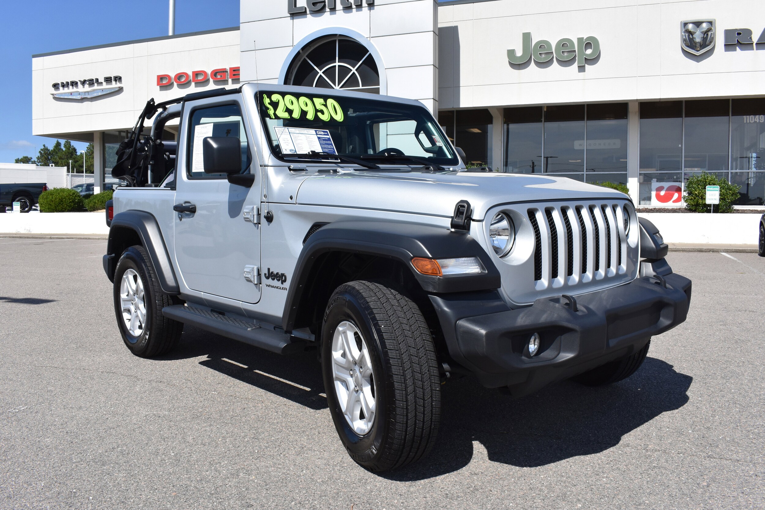 2022 Jeep Wrangler Sport S photo 2