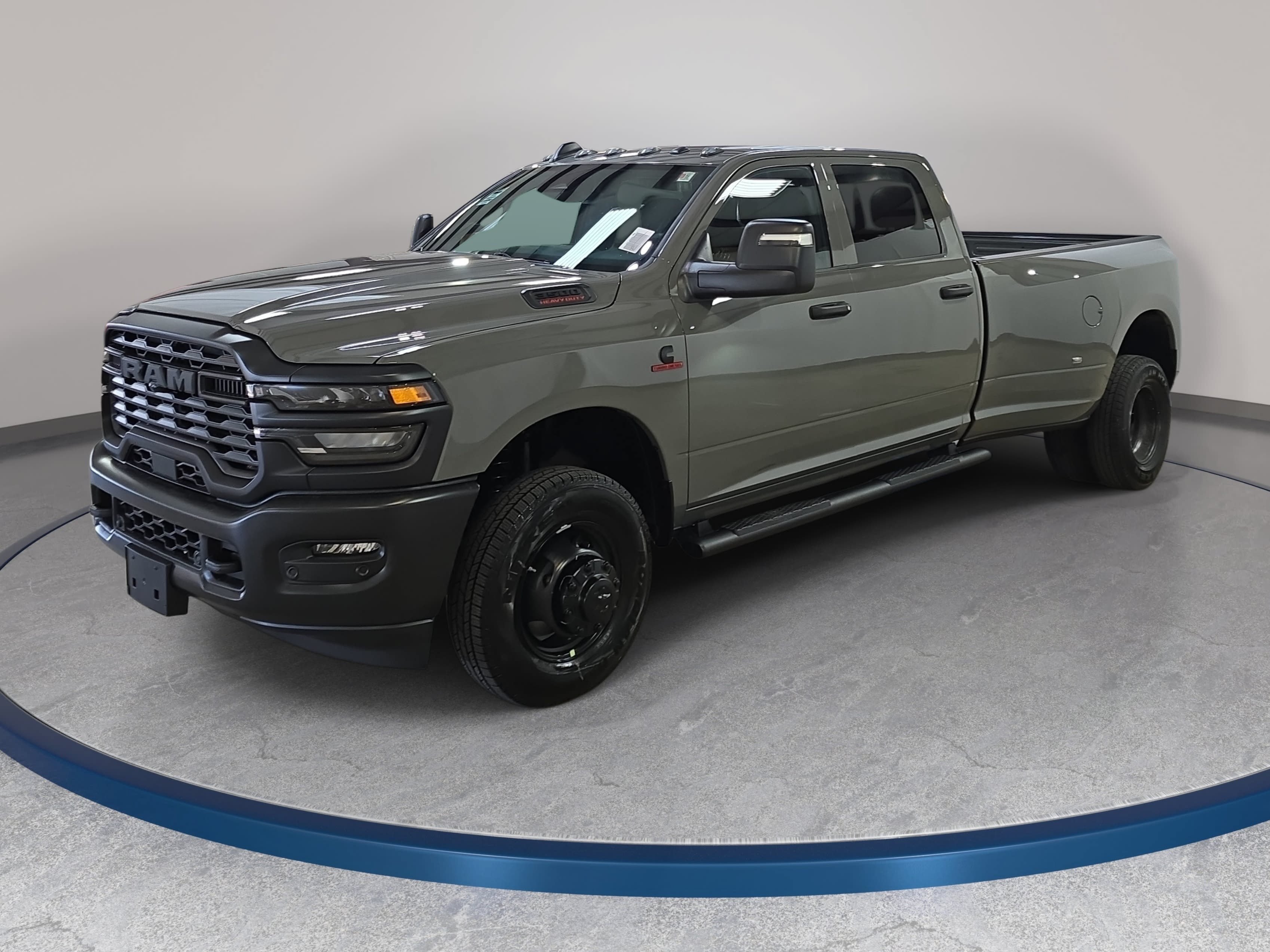 New 2027 Ram 3500 TRADESMAN CREW CAB 4X4 8' BOX Pickup
