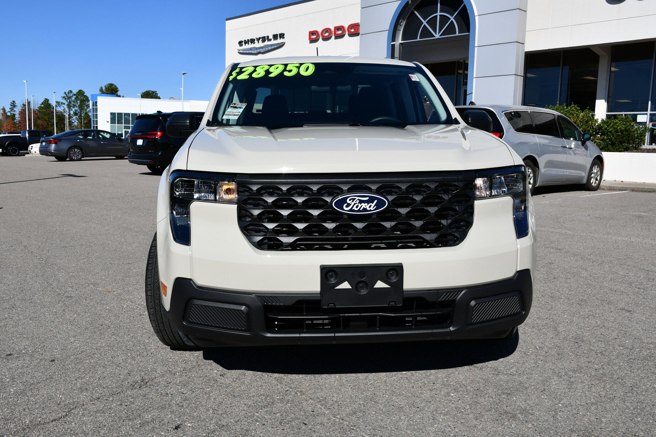 2025 Ford Maverick XL photo 2