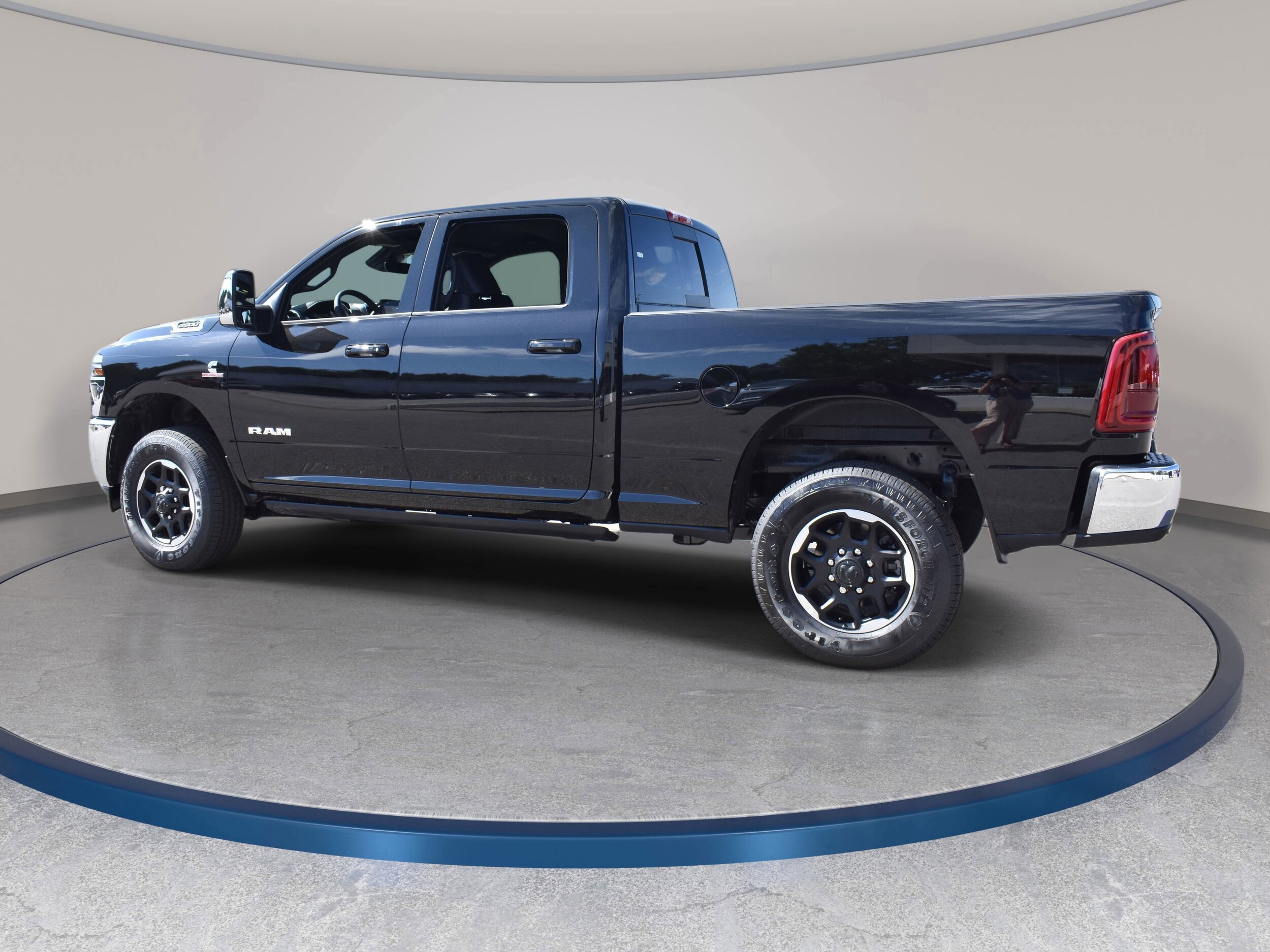 2026 RAM 2500 Laramie - Photo 9