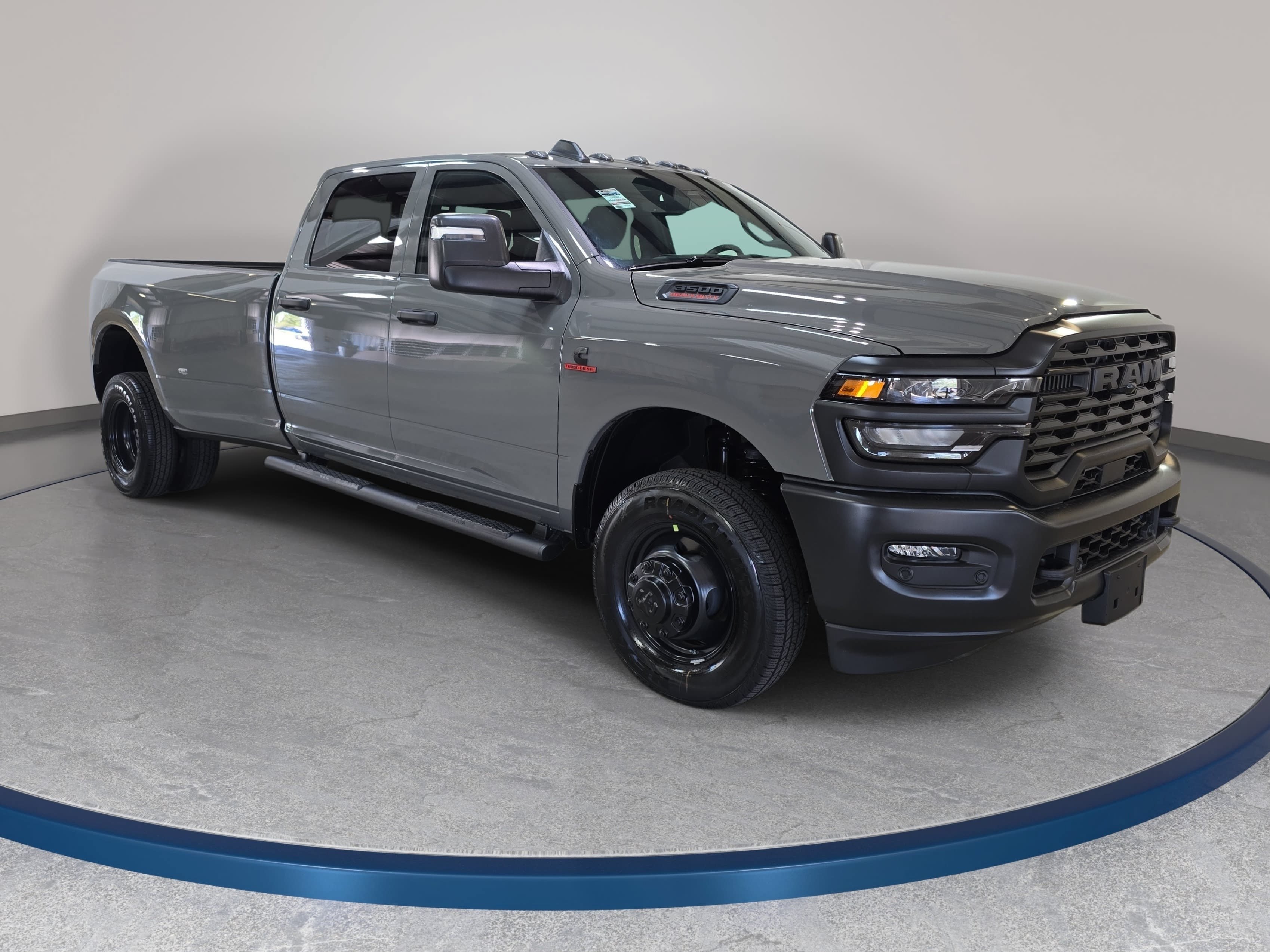 New 2027 Ram 3500 TRADESMAN CREW CAB 4X4 8' BOX Pickup