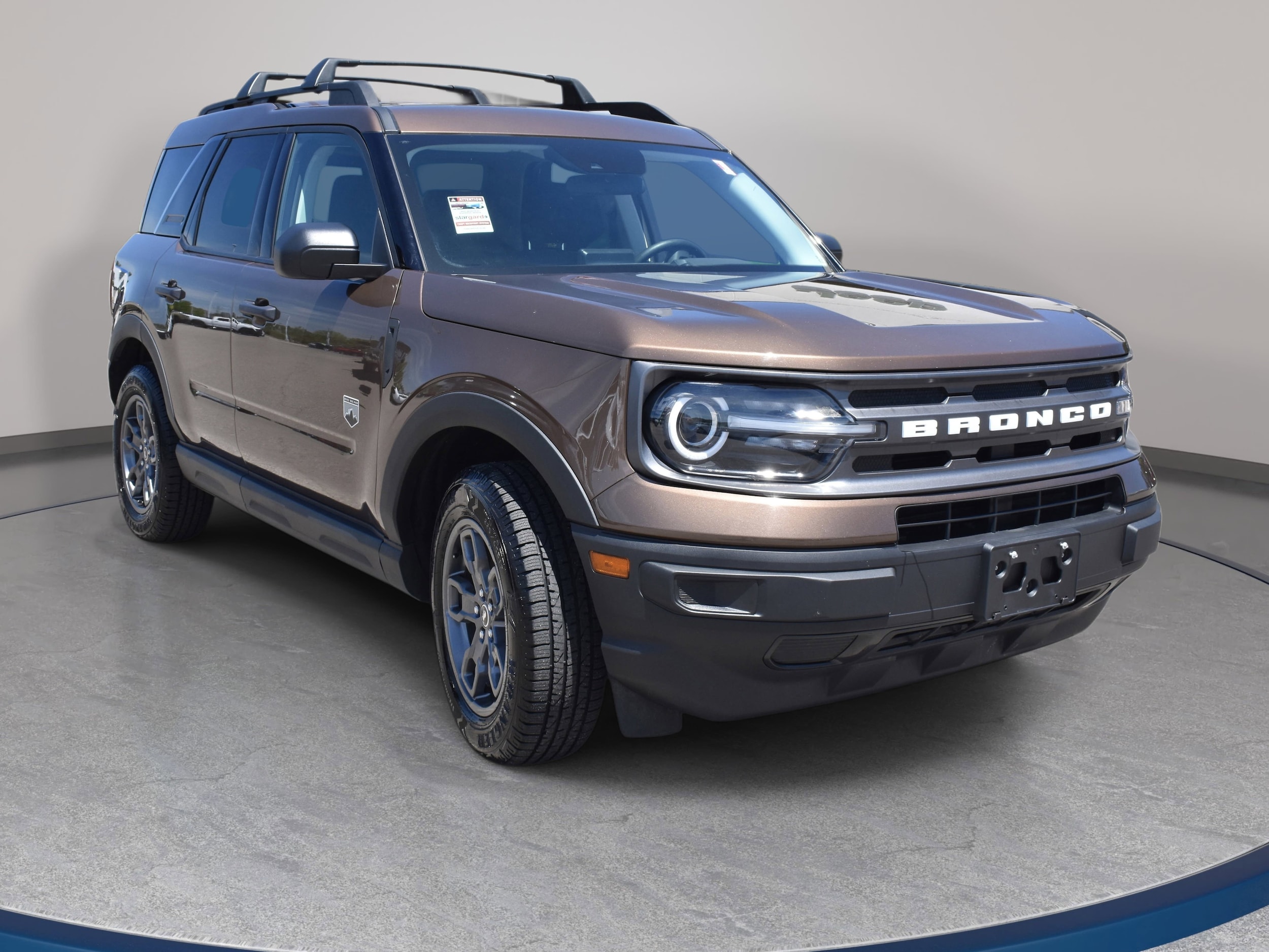 View vehicle photo 4