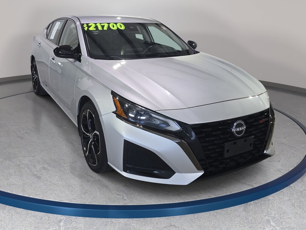 Used 2023 Nissan Altima 2.5 SR Sedan