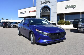 2023 Hyundai Elantra SE Sedan