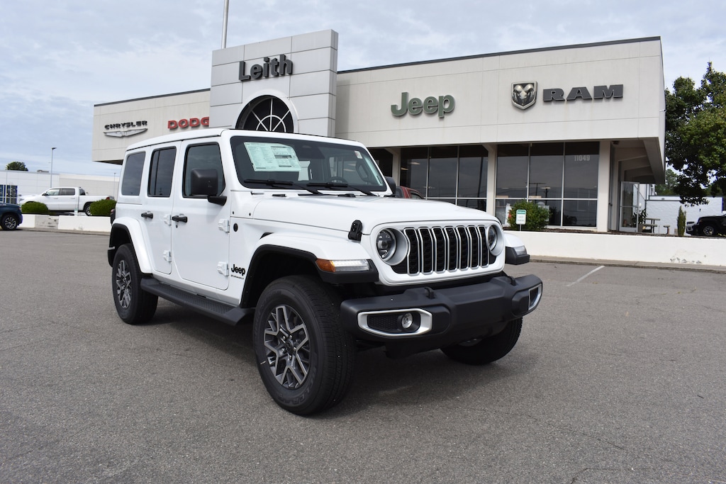 New 2026 Jeep Wrangler 4-DOOR SAHARA Sport Utility