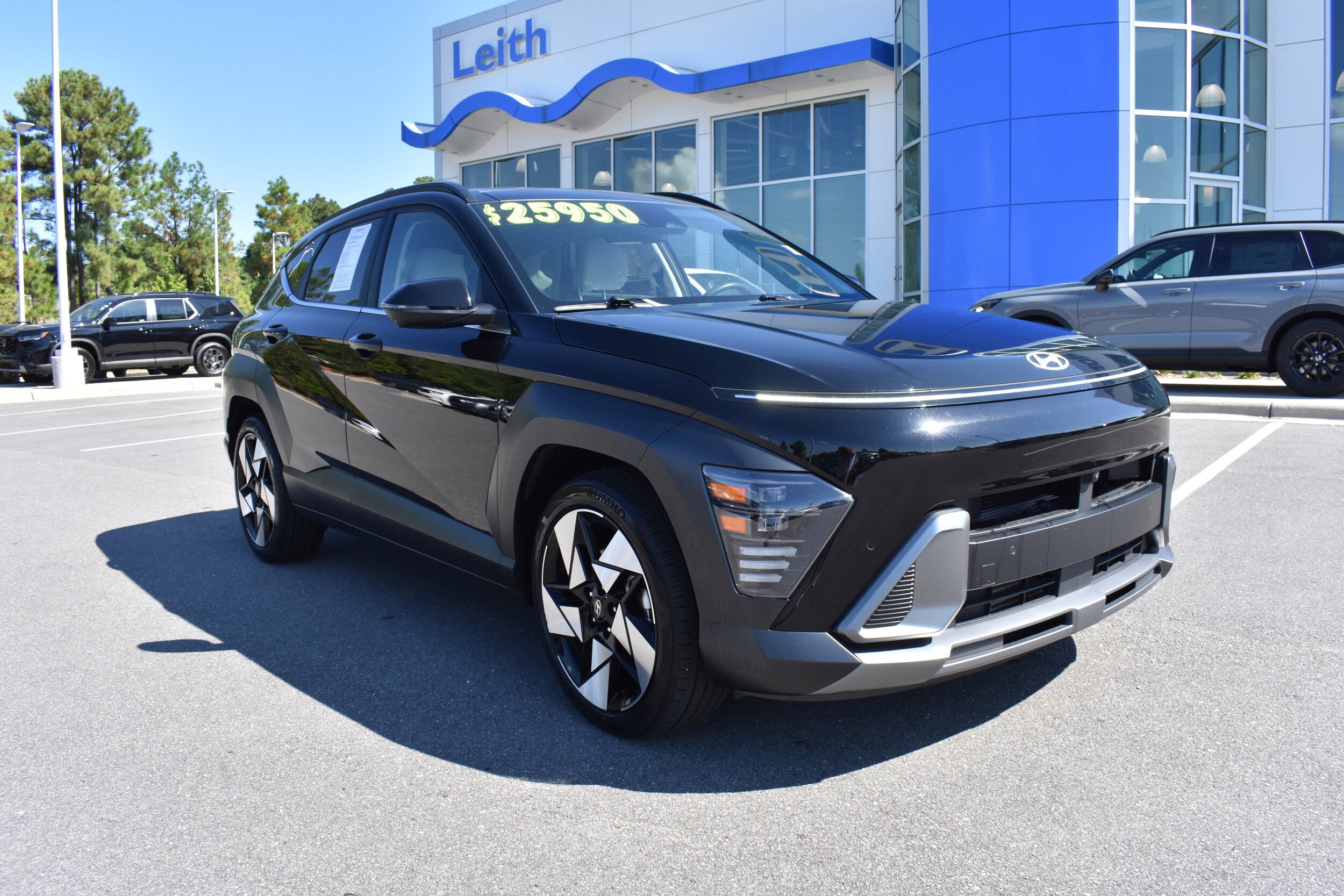 2024 Hyundai Kona Limited photo 2