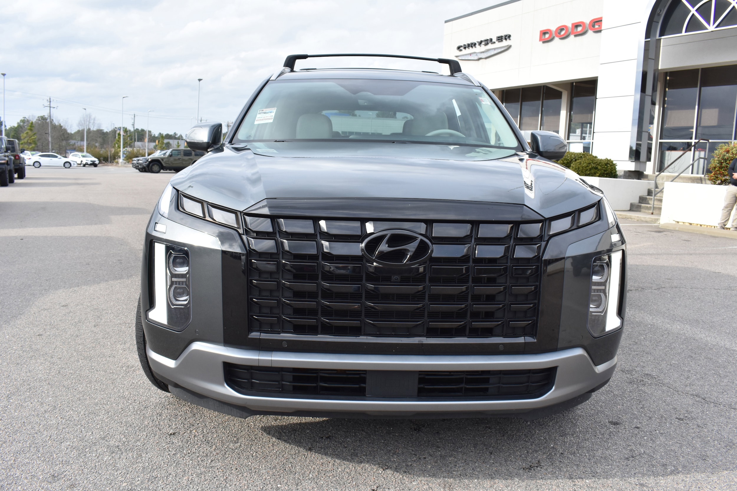 View vehicle photo 4