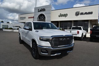 2025 Ram 1500 LARAMIE CREW CAB 4X4 5'7 BOX Pickup