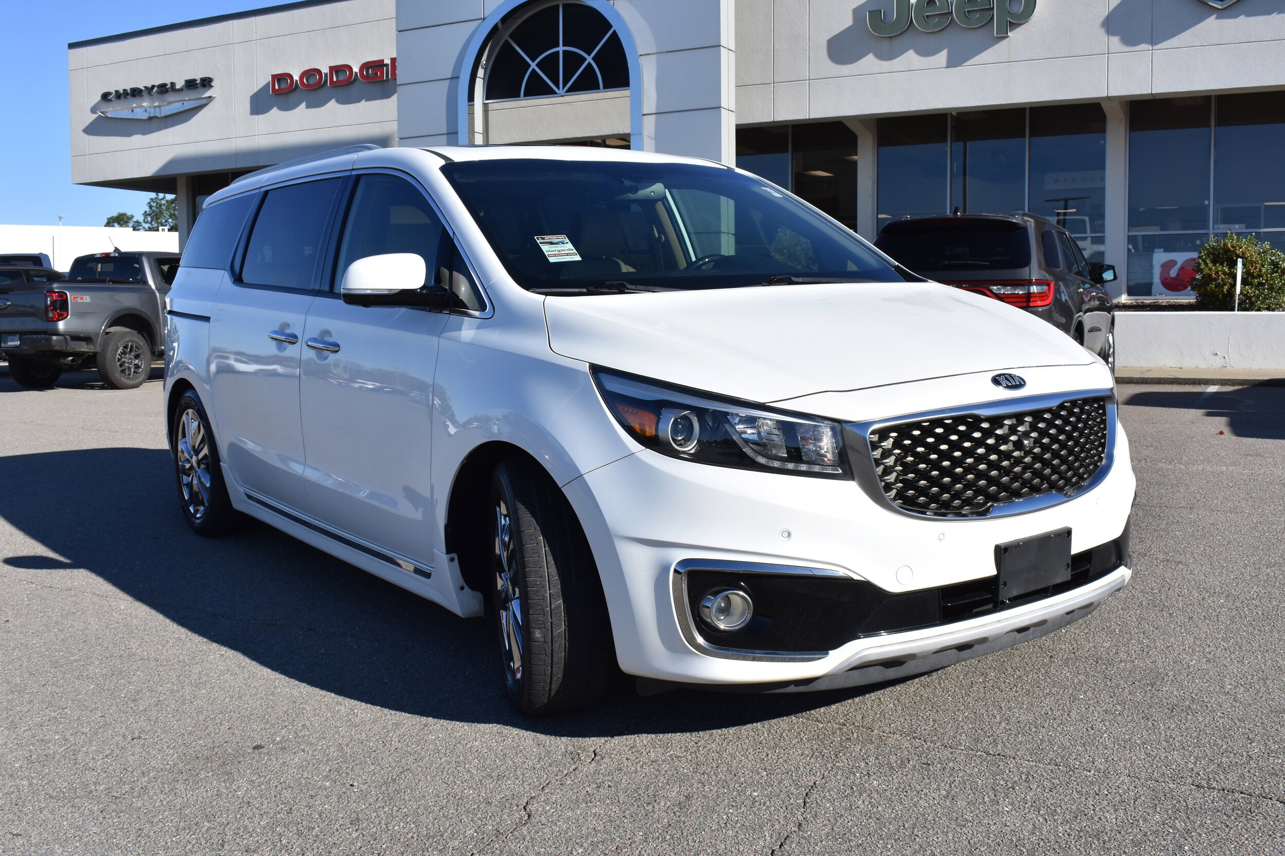 2018 Kia Sedona SX Limited photo 2