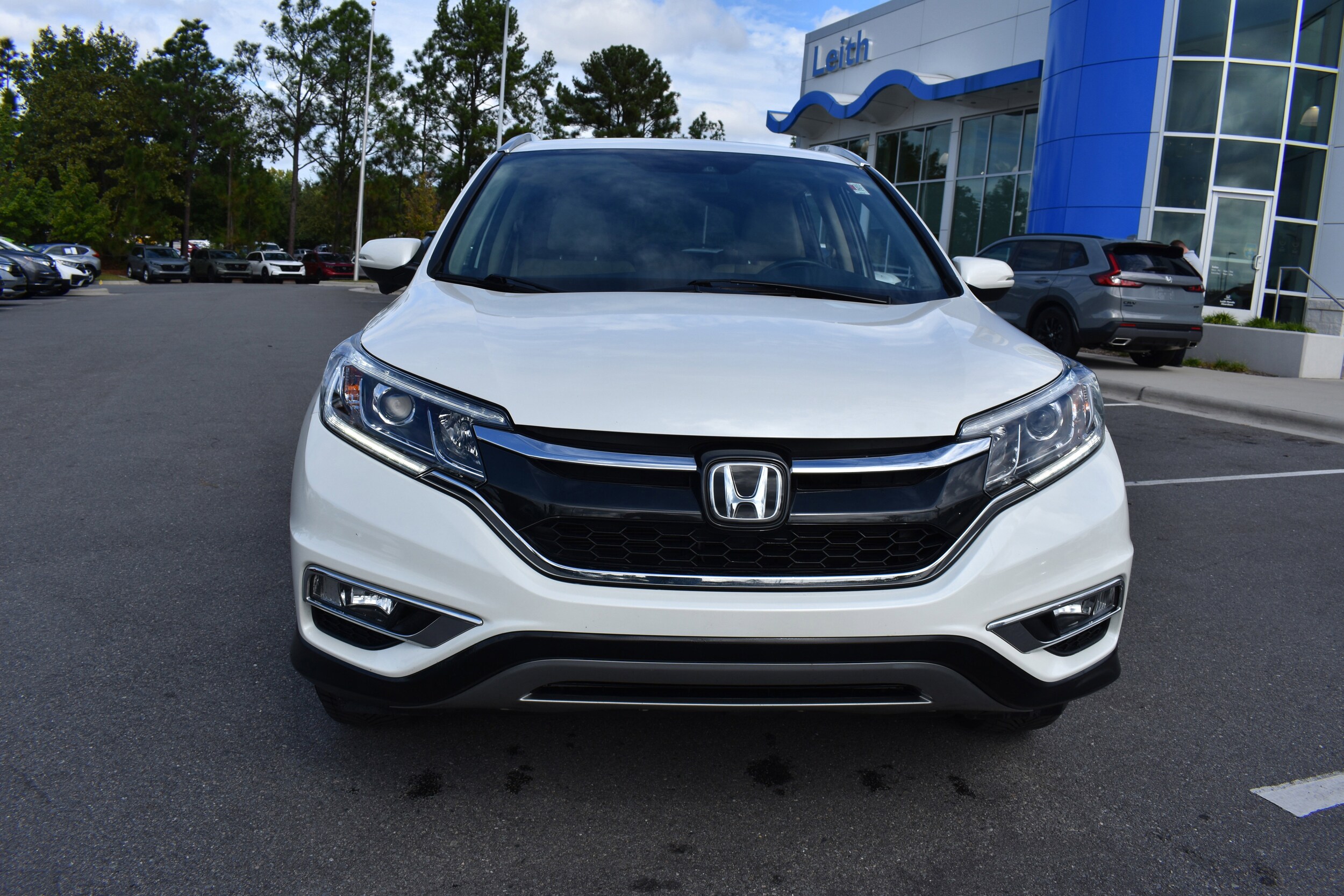 2016 Honda CR-V Touring photo 3