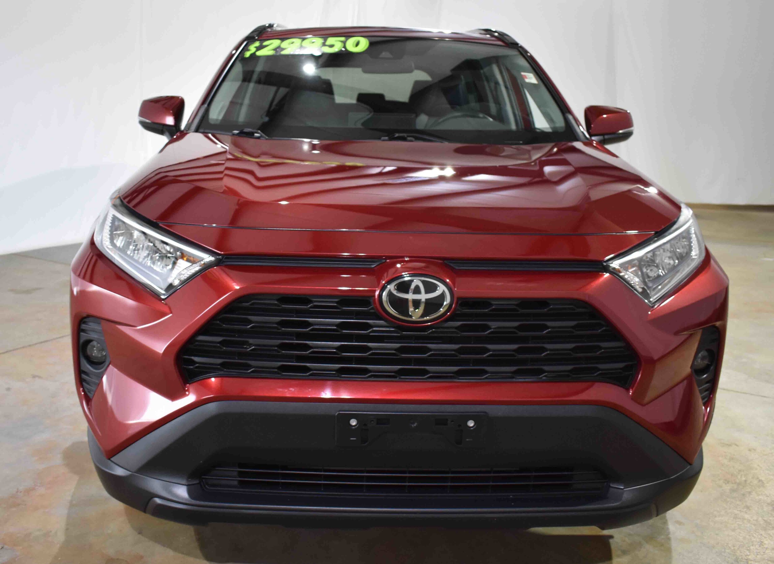 2020 Toyota RAV4 XLE Premium photo 3