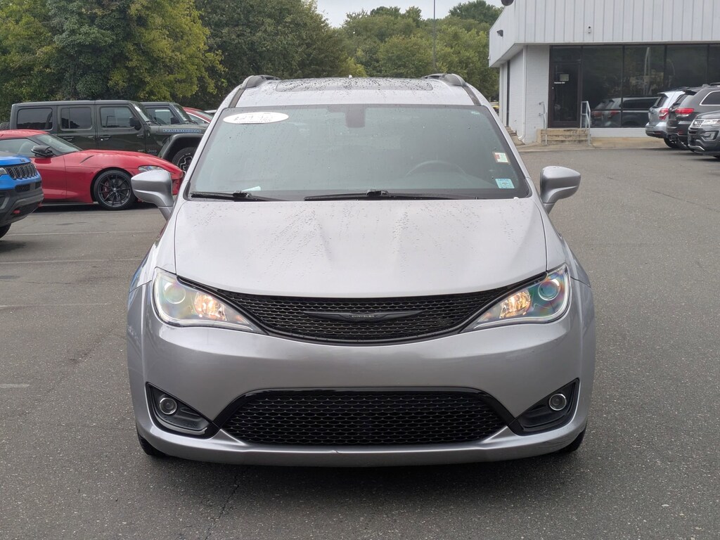 Used 2020 Chrysler Pacifica Touring L Plus Van Passenger Van