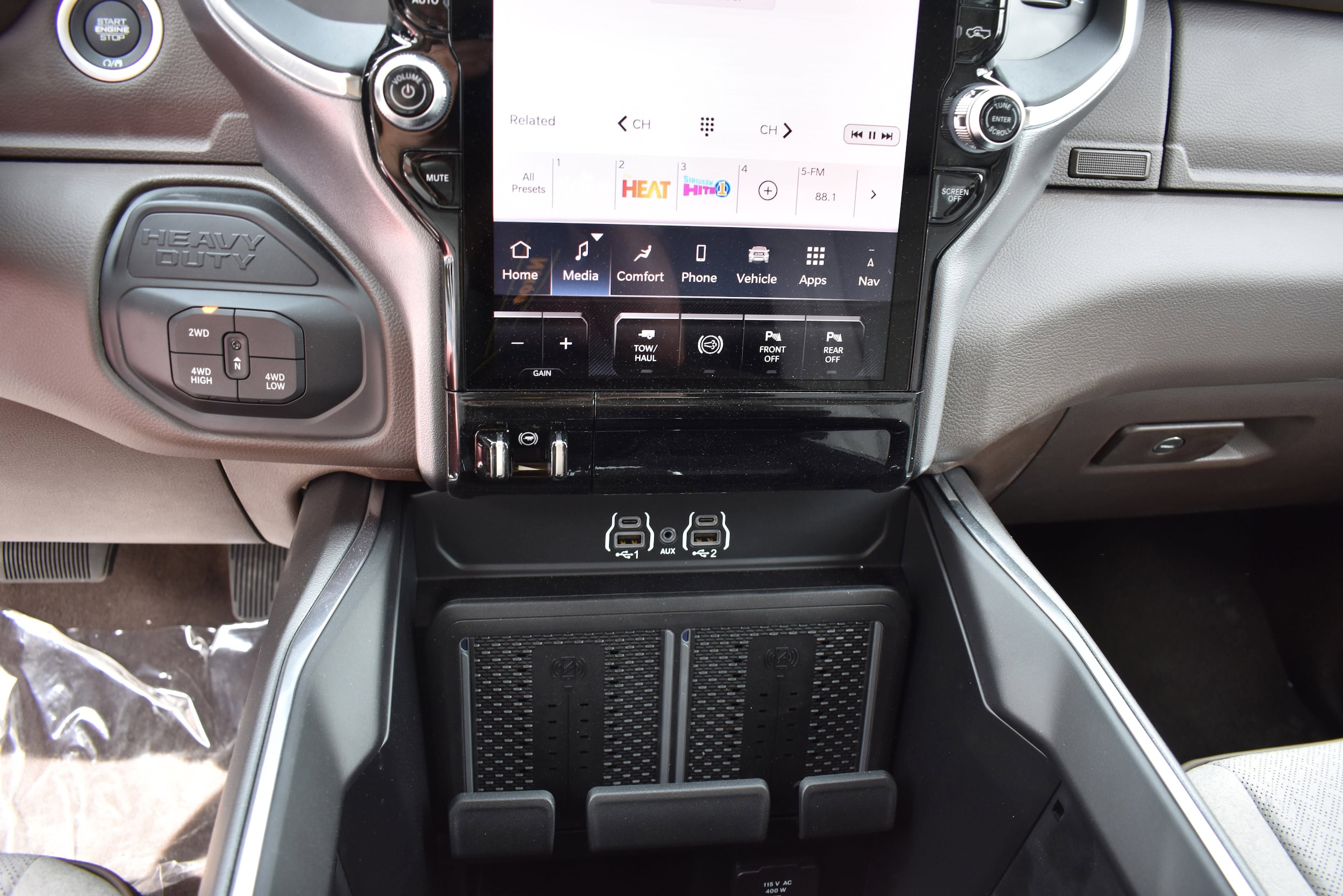 2025 RAM 2500 Laramie - Photo 18