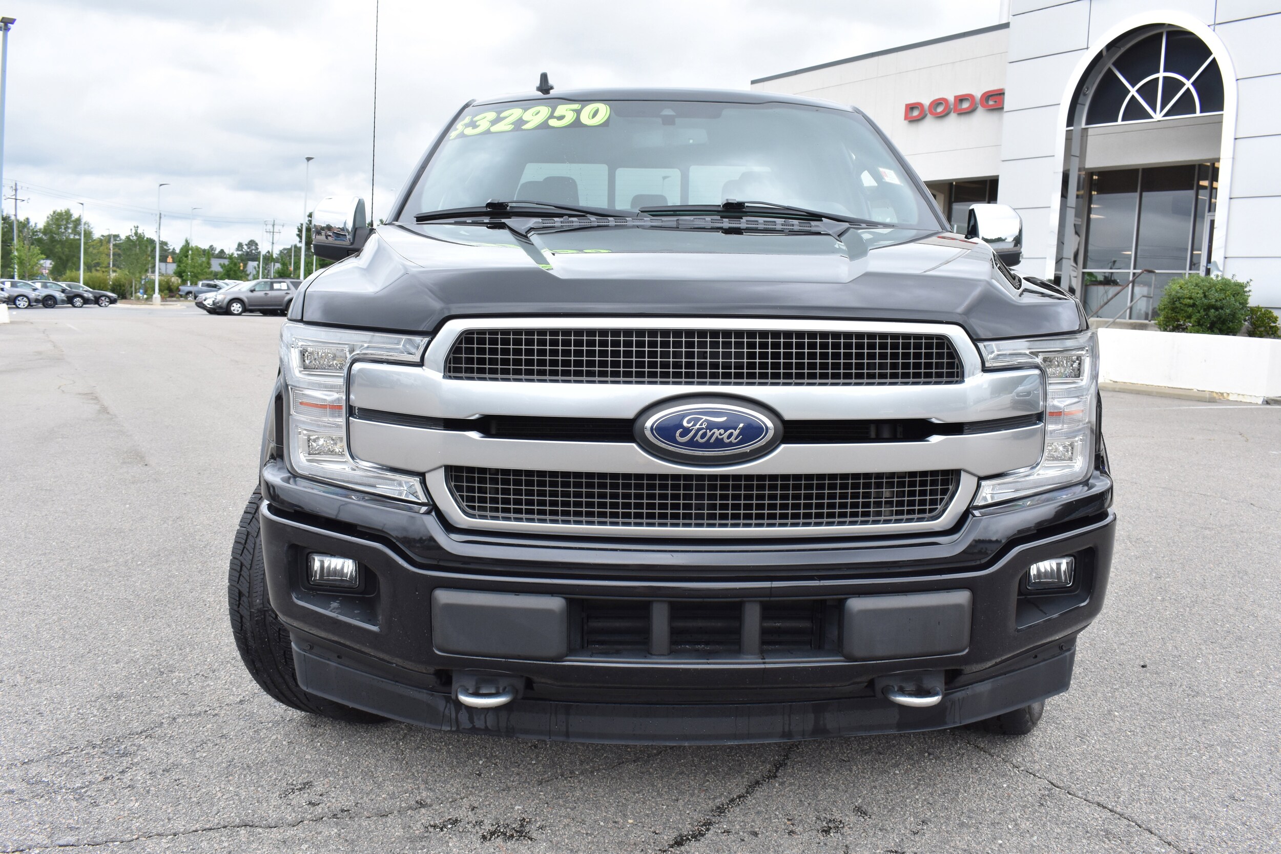 2020 Ford F-150 Platinum photo 3