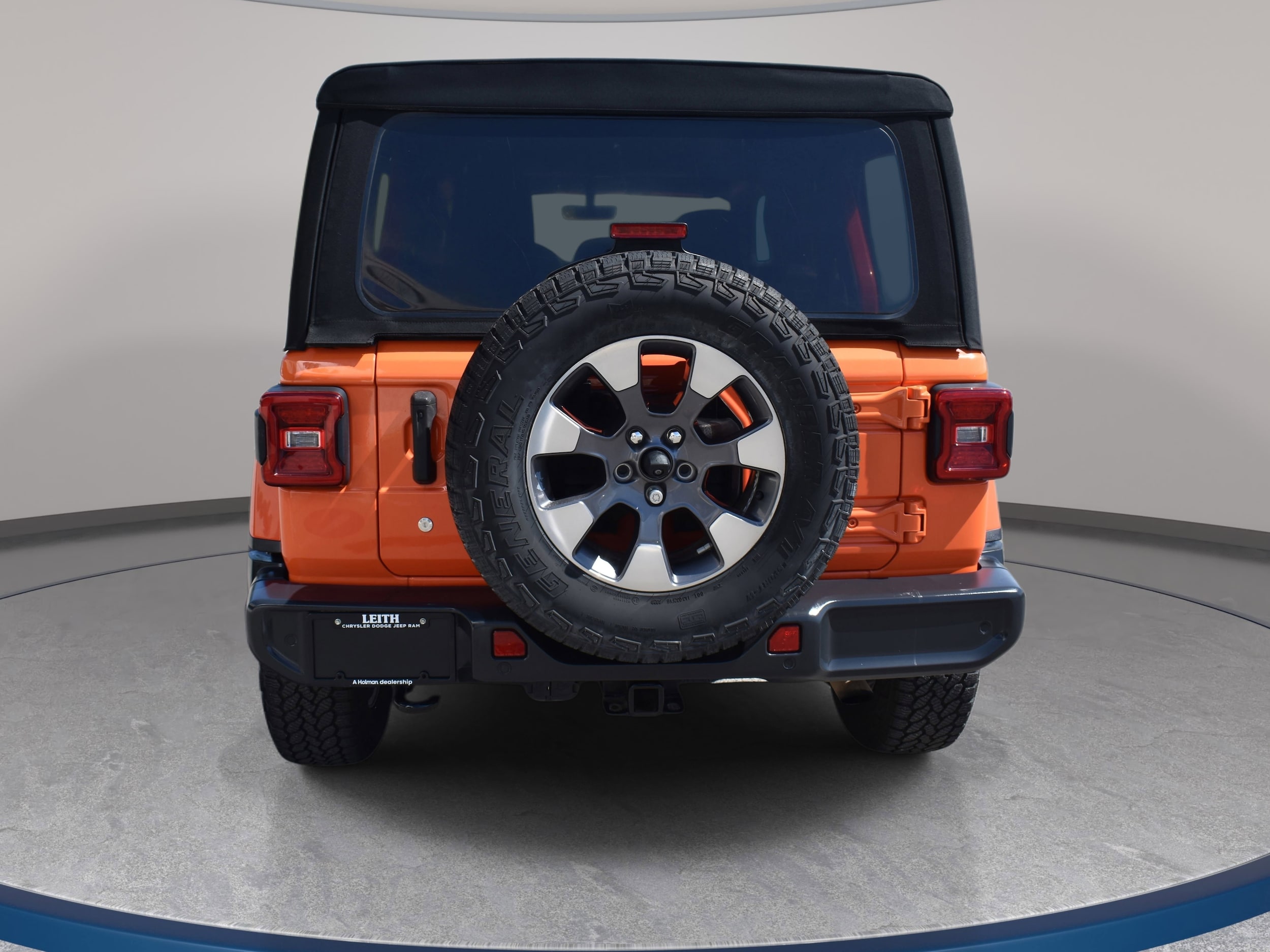 View vehicle photo 7