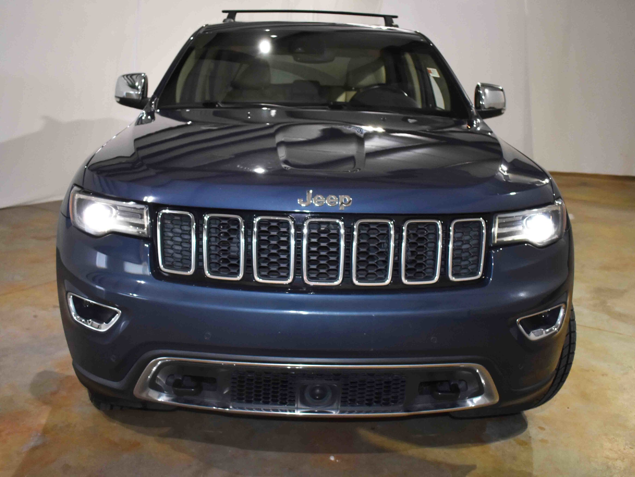 2021 Jeep Grand Cherokee Limited photo 3