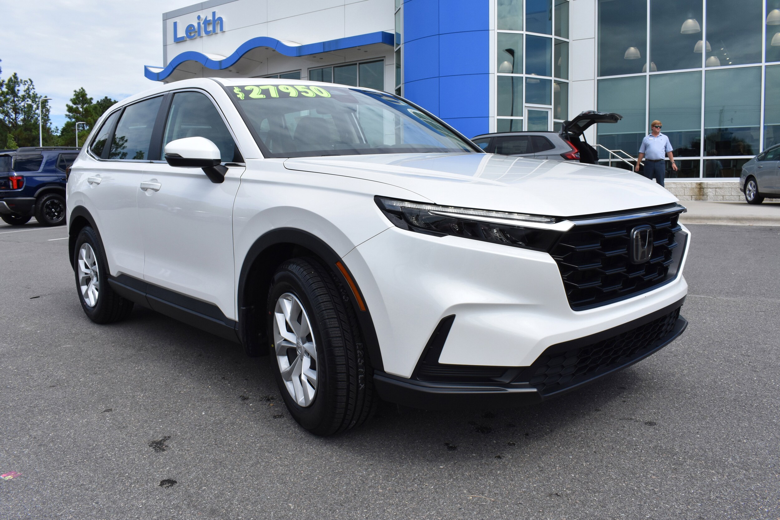 2023 Honda CR-V LX photo 2