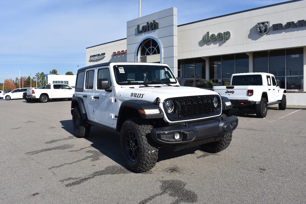 New 2026 Jeep Wrangler 4-DOOR WILLYS Sport Utility