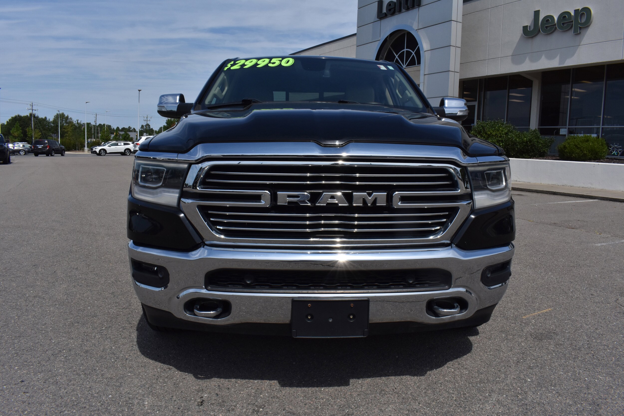 2019 Ram 1500 Laramie photo 3