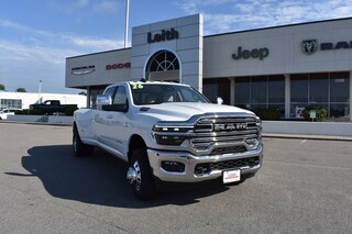 2026 Ram 3500 LARAMIE CREW CAB 4X4 8' BOX Pickup