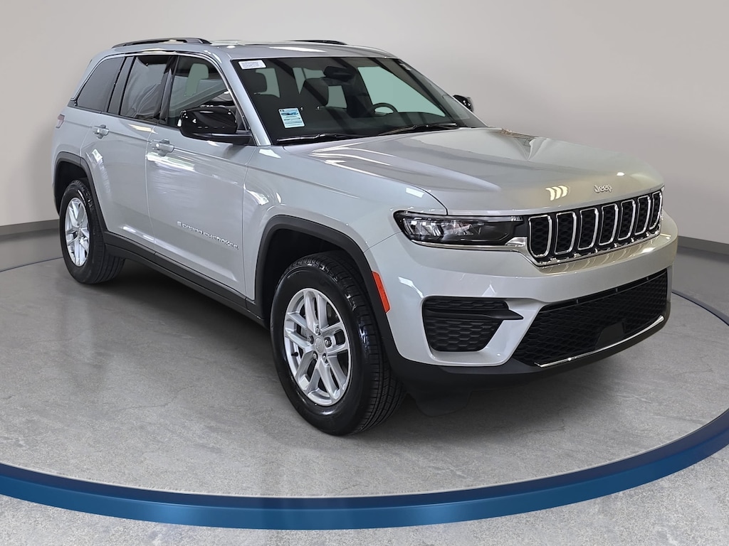 New 2026 Jeep Grand Cherokee LAREDO X 4X2 Sport Utility