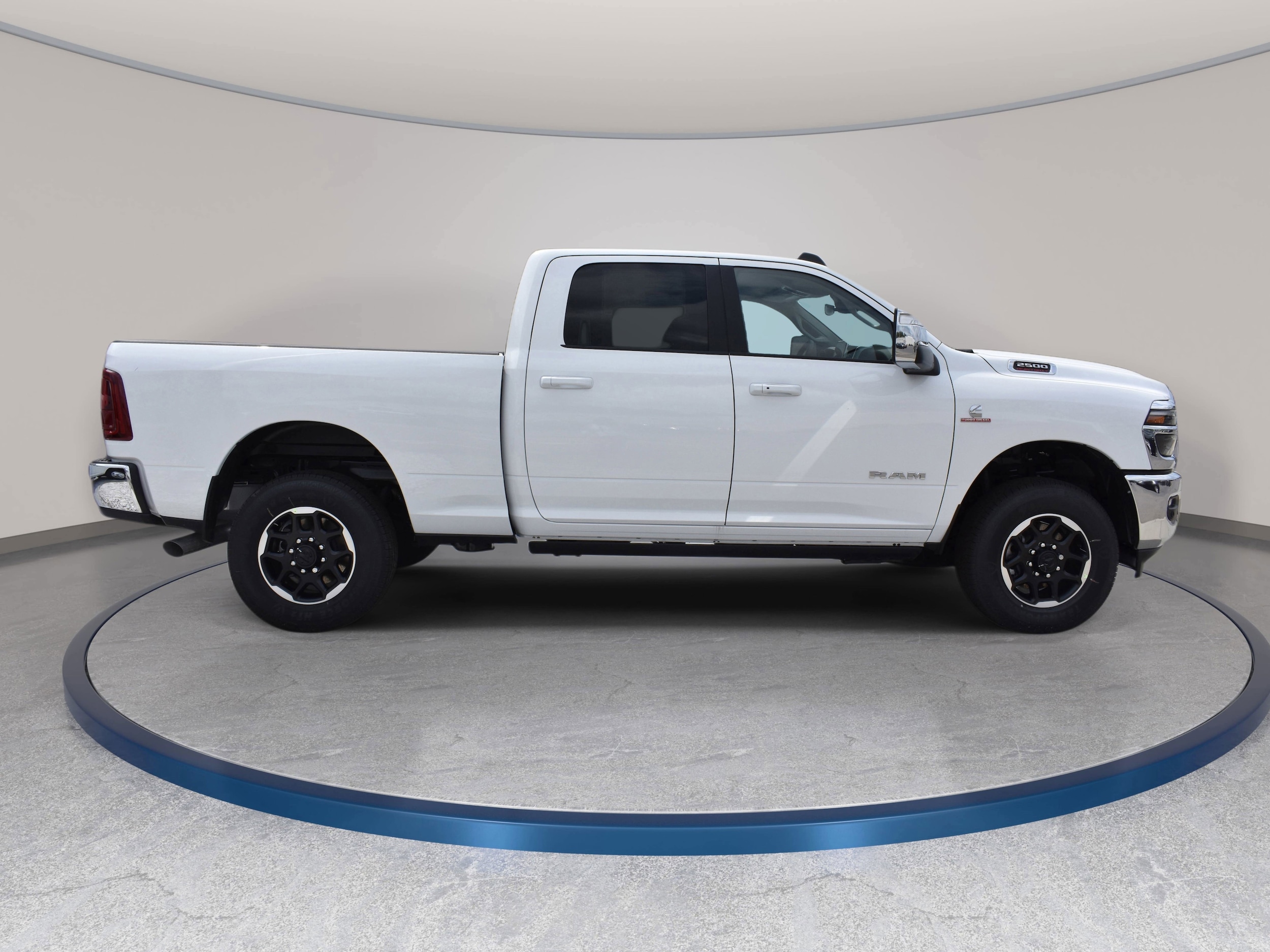 2025 RAM 2500 Laramie - Photo 6