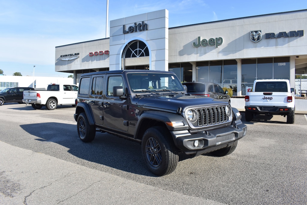 New 2026 Jeep Wrangler 4-DOOR SPORT S Sport Utility