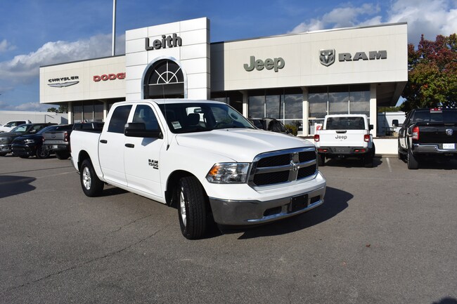 2023 Ram 1500 Classic SLT Truck Crew Cab