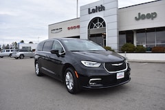 2026 Chrysler Pacifica SELECT Passenger Van