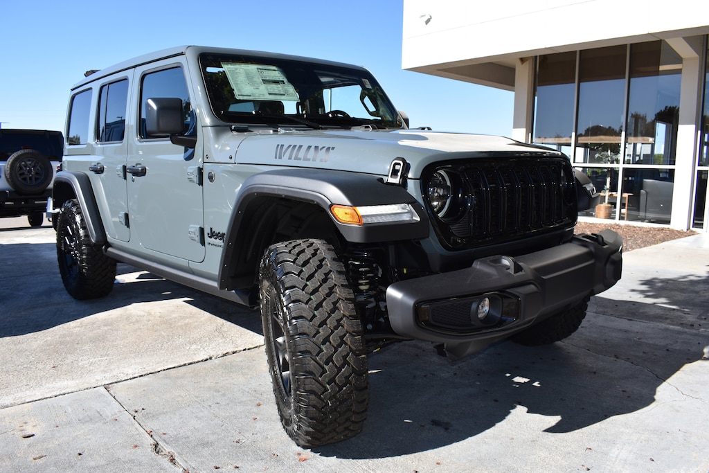 New 2026 Jeep Wrangler 4-DOOR WILLYS Sport Utility