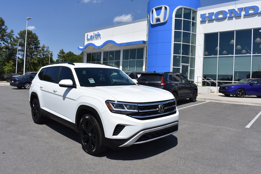 Used 2022 Volkswagen Atlas 3.6L V6 SE w/Technology SUV