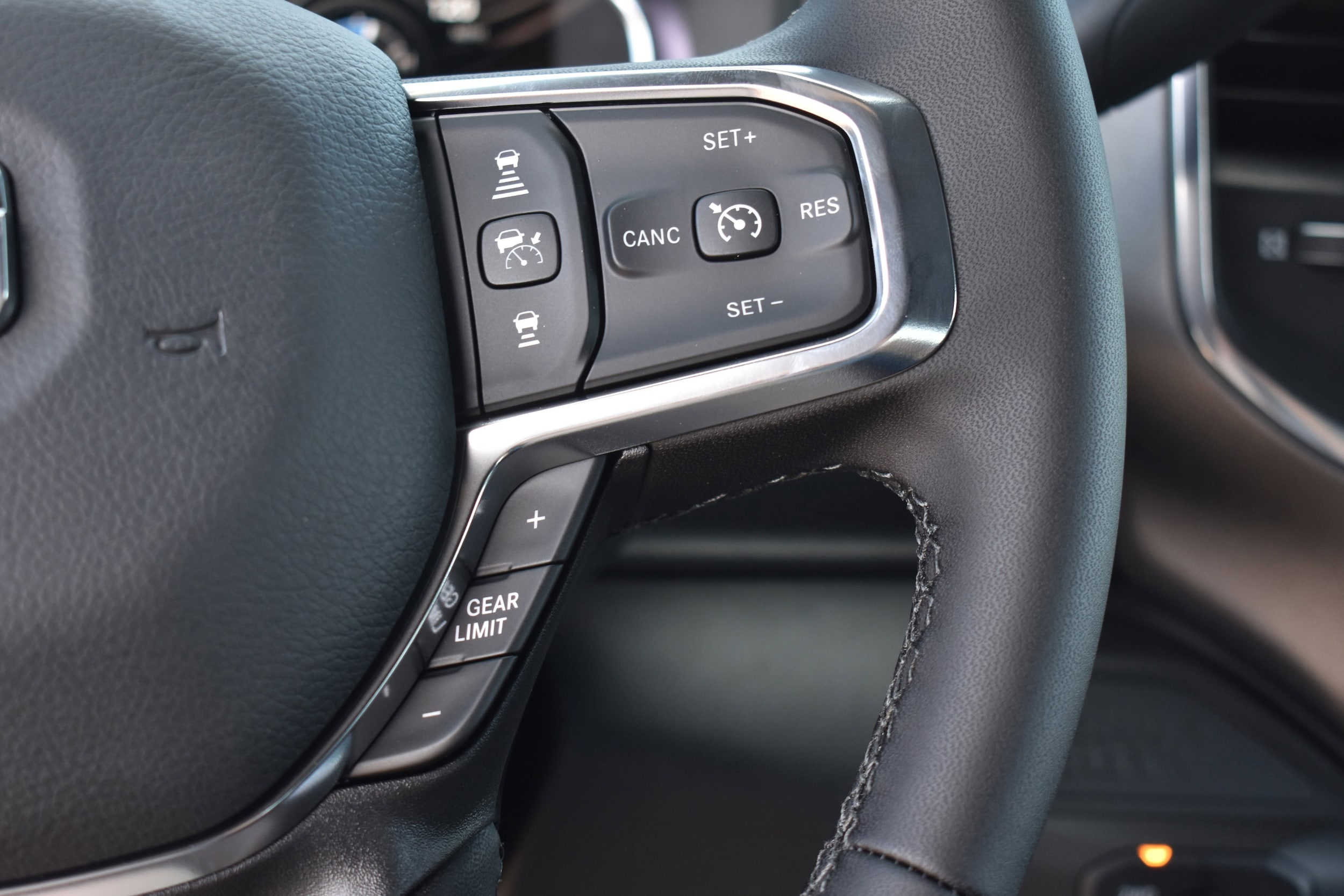2026 RAM 2500 Laramie - Photo 13