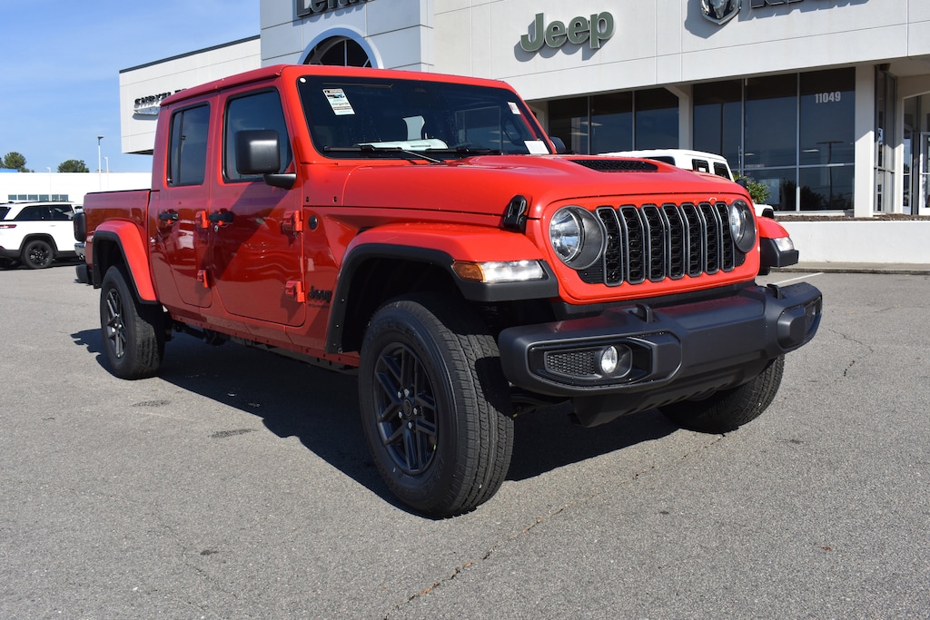 New 2026 Jeep Gladiator SPORT S 4X4 Pickup