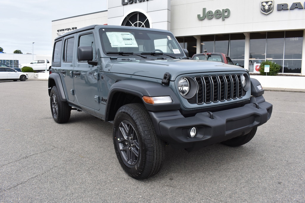 New 2026 Jeep Wrangler 4-DOOR SPORT S Sport Utility