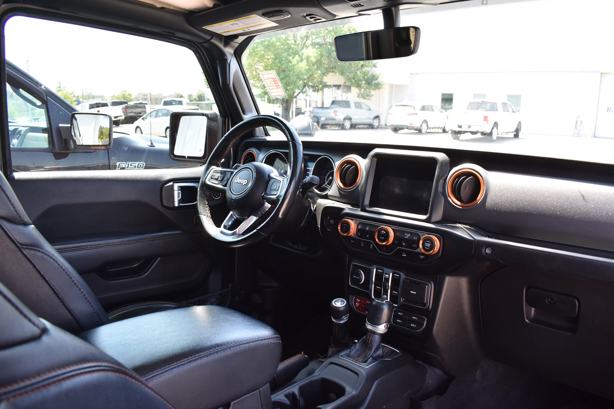 2023 Jeep Gladiator Mojave - Photo 28